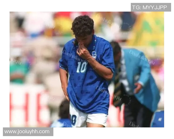 回顾历史足球巨星盘点曾经的绿茵传奇与辉煌瞬间